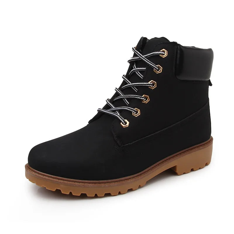 Men’s fleece-lined lace-up work boots with a padded collar