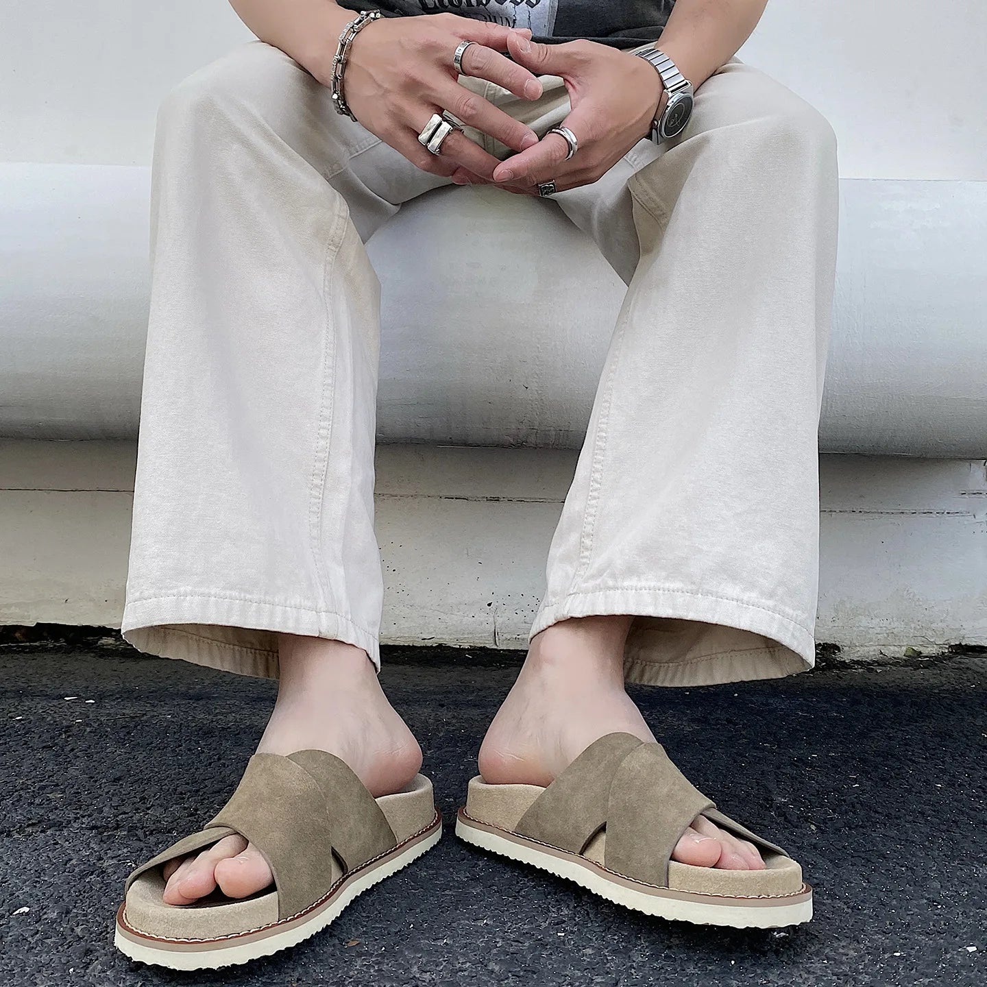 Men’s suede casual shoes with breathable EVA sole for warm-weather comfort