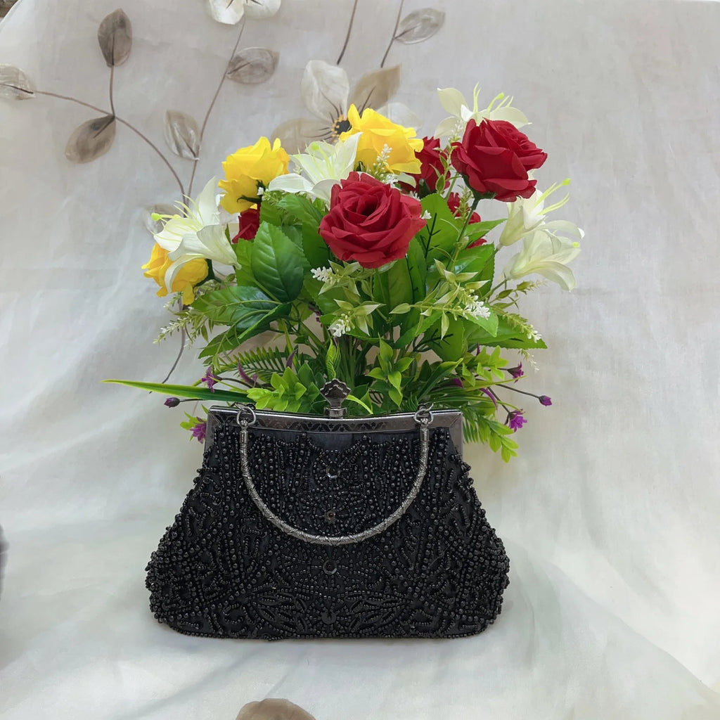 Beaded handbag with 120cm chain strap for everyday wear
