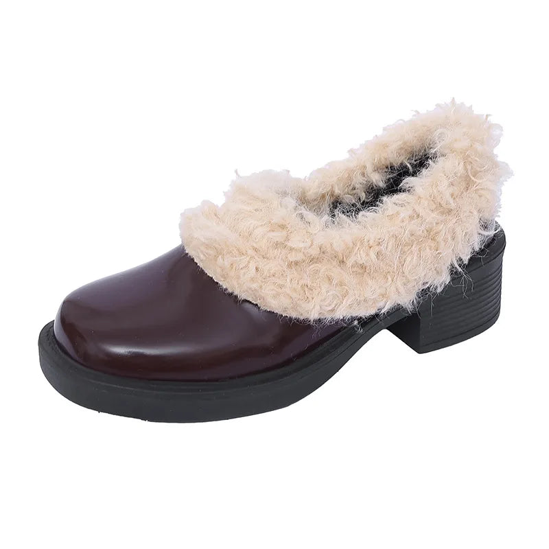 Women’s fleece-lined ankle boots – slip-on block heel boots for cold weather