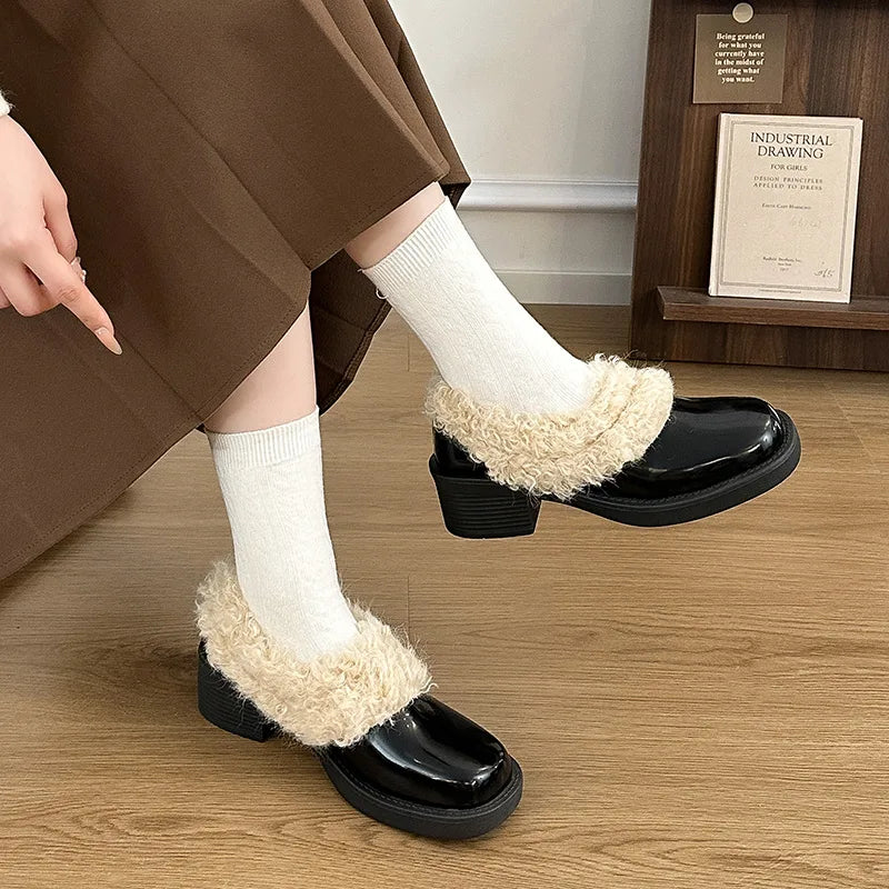 Women’s fleece-lined ankle boots – slip-on block heel boots for cold weather