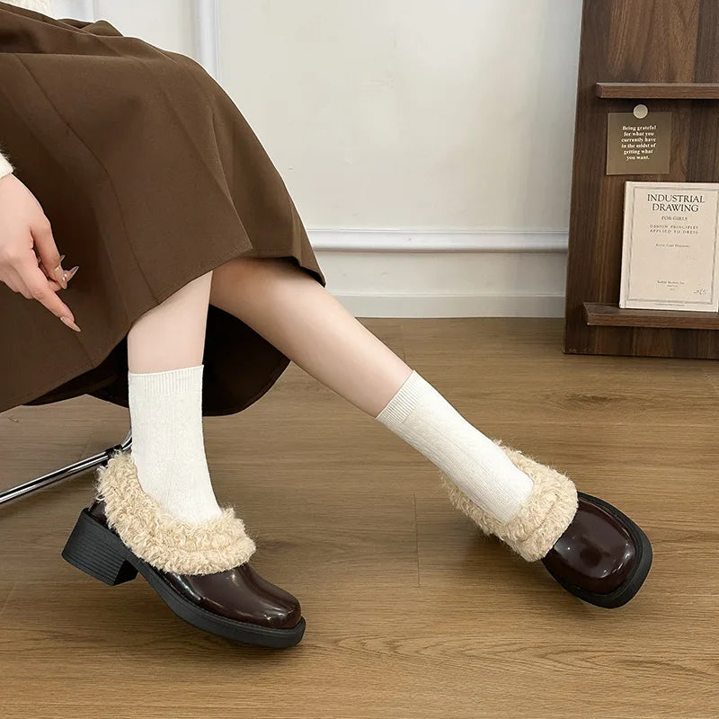 Women’s fleece-lined ankle boots – slip-on block heel boots for cold weather