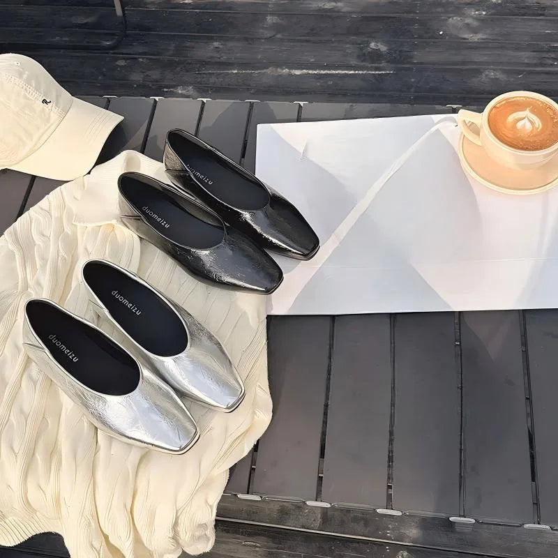 Square-toe slip-on loafers with anti-slip sole – comfortable commuter flats for everyday wear