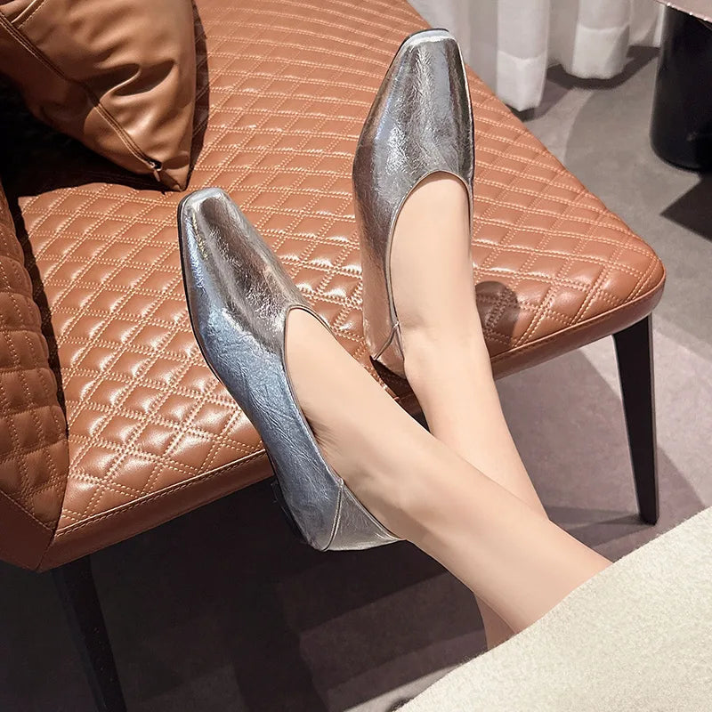 Square-toe slip-on loafers with anti-slip sole – comfortable commuter flats for everyday wear