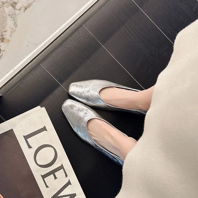 Square-toe slip-on loafers with anti-slip sole – comfortable commuter flats for everyday wear