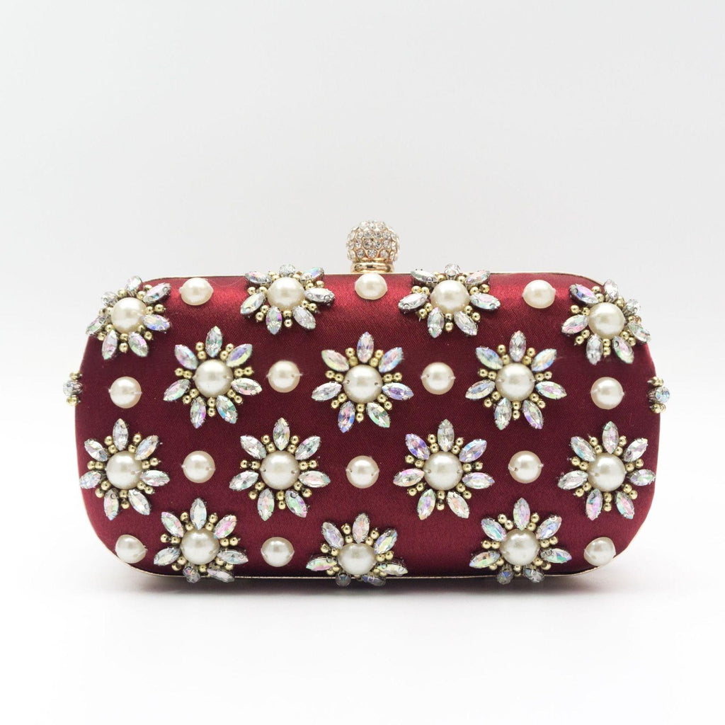 Rhinestone-embellished evening bag with chain strap – oval clutch for special occasions